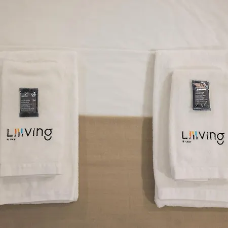 Apartman Liiiving In - Urban Retreat *