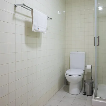 Апартаменты Liiiving In - Urban Retreat