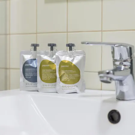 Апартаменты Liiiving In - Urban Retreat