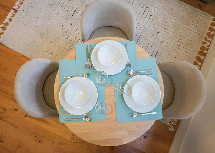 Liiiving In - Urban Retreat Apartment Porto