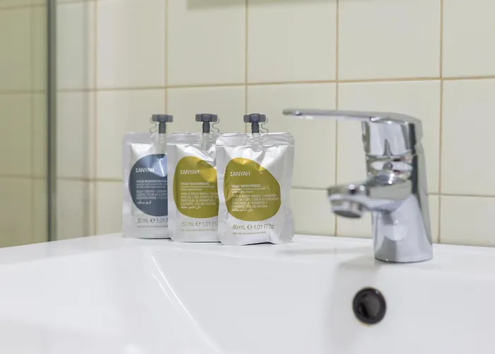 Apartment Liiiving In - Urban Retreat