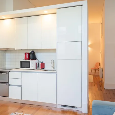 Liiiving In - Urban Retreat