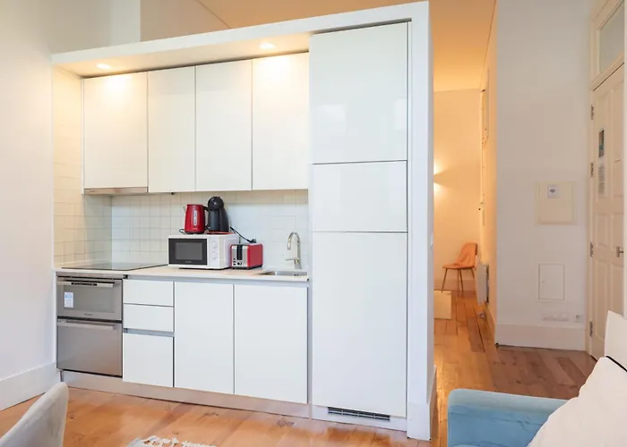 Liiiving In - Urban Retreat